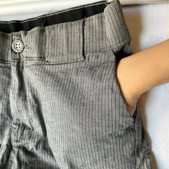 VF Jeanswear Women’s Denim Straight Jeans size 14 Petite, Gray Stripes - Picture 7 of 10